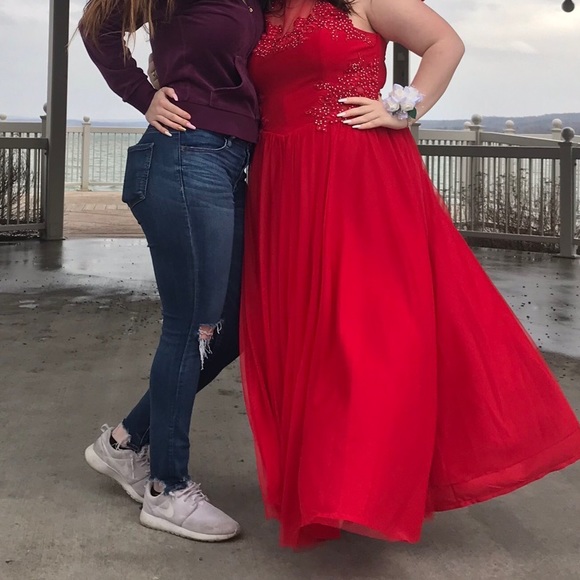 David’s Bridal Prom Dress - Picture 2 of 2